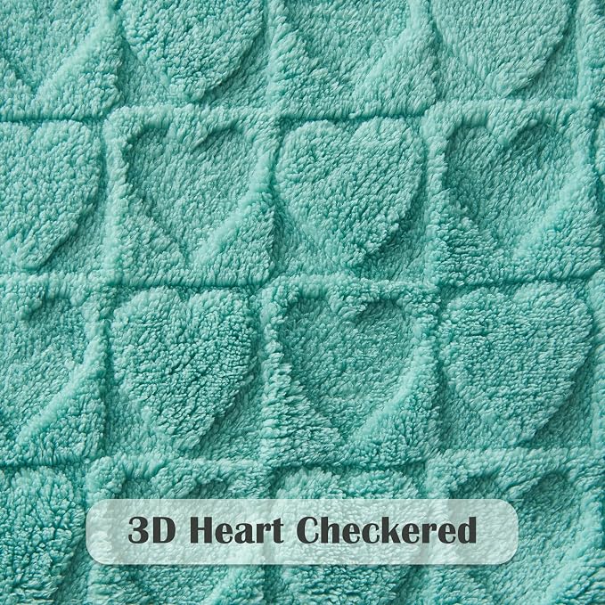 NEWCOSPLAY 3D Heart Checkered Flannel Throw Blanket, Sage Green, 50"x70" | Super Soft Cute Lightweight Decorative Premium Silky Fleece Blanket for Couch Sofa Bed, Gift for Women Men, All Season Use