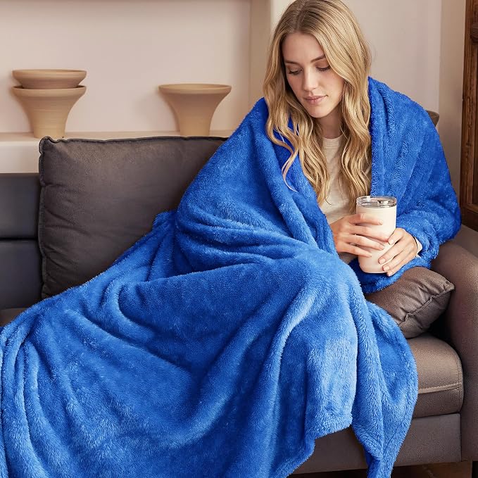 Exclusivo Mezcla Fuzzy Large Fleece Throw Blanket for Couch, Cobalt Blue | 50x70 Inches, Super Soft and Cozy Throw, Plush Fluffy Blanket for Sofa, Bed, Bedroom, Home Decor, All Season