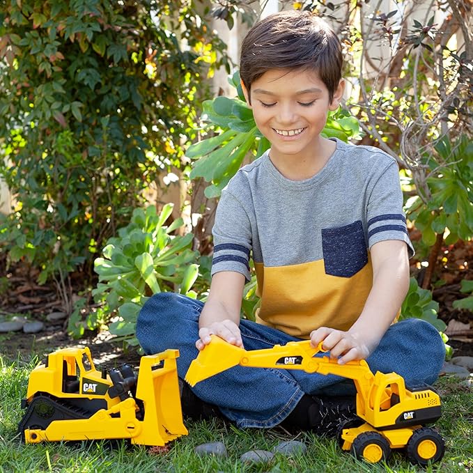 Cat Construction Fleet 10” Excavator Toy – Heavy‑Duty Plastic, Working Boom & Bucket, Free‑Rolling Wheels, Indoor/Outdoor Sandbox Vehicle for Toddlers & Kids Ages 2 +