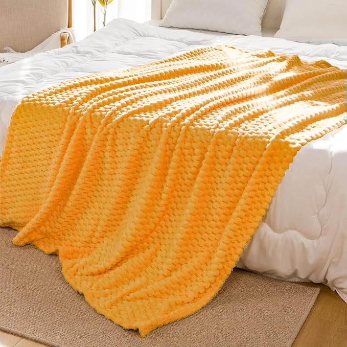 Bnuitland Soft Flannel Throw Blanket(50X70 inches), 3D Jacquard Fluffy Lightweight Fleece Blanket for Couch,Sofa,Bed, 300 GSM Super Cozy Warm for All Season Home Decor,Yellow