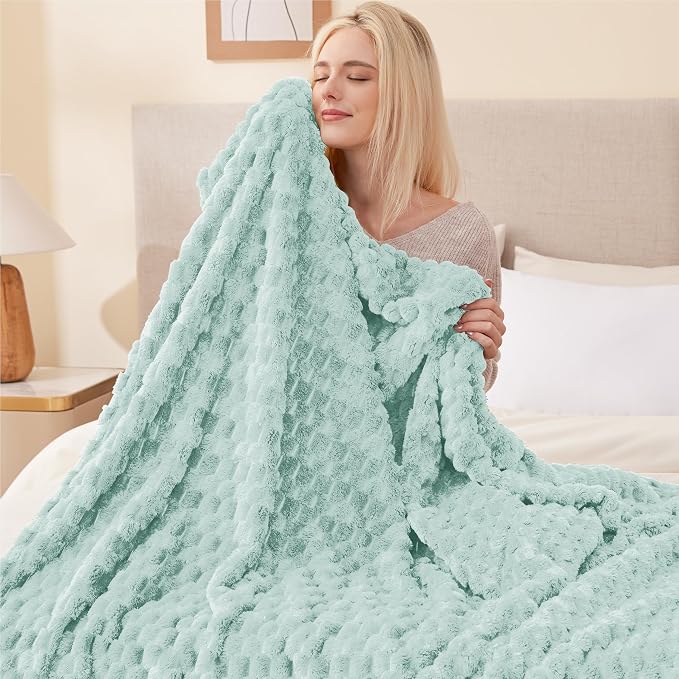 EXQ Home Gentle Soft Fleece Throw Blanket – Cozy Lightweight 3D Imitation Turtle Shell Jacquard Blanket for Couch Bed – All-Season Warm Fuzzy Flannel Blanket for Women Mom Her Gifts(60"x80",Aqua)