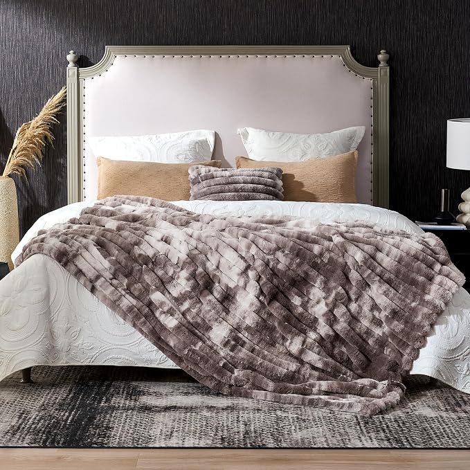 Cozy Bliss Faux Fur Throw Blanket for Couch, Cozy Warm Plush Striped Blanket for Sofa Bedroom Living Room, 60 * 80 Inches Tie-dye Grey