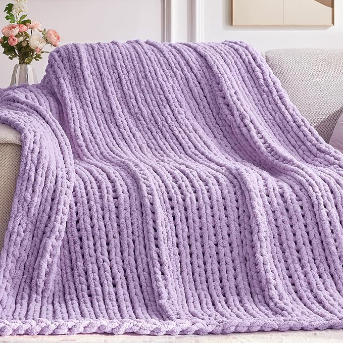Negwoo Chunky Knit Throw Blanket, Knitted Throw Chenille Yarn, 40"*50" | Soft Thick Cable Knitted Blankets, Handmade Big Thick Blanket,Machine Washable Cute Comfy Blanket for Home Decor,Light purple