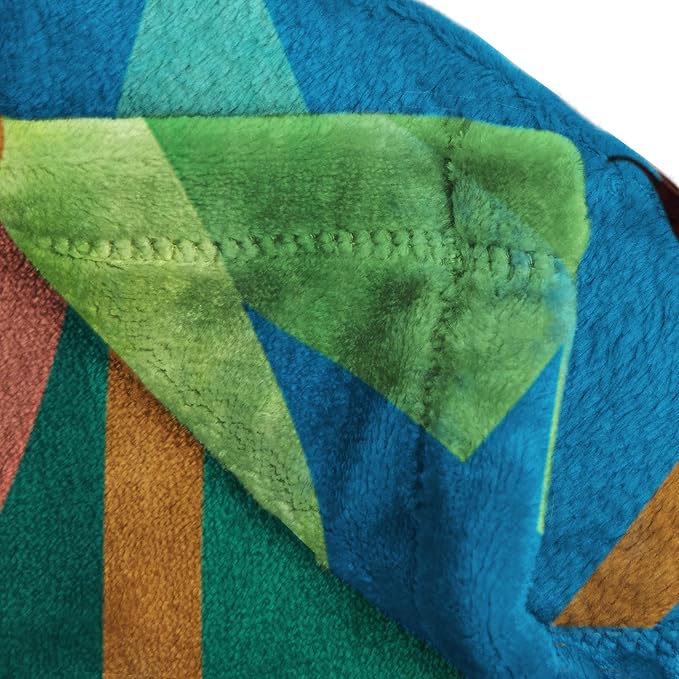 Jay Franco Kids Plush Throw Blanket – Soft & Comfy Throw for Couch or Bed – Cozy Home Décor for Living Room & Bedroom, Multi - Moana, 46x60 - Throw Blanket