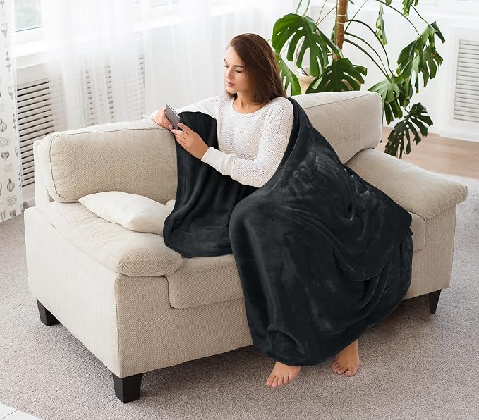 Utopia Bedding Ultra Soft Fleece Bed Blanket Throw Size Black (50x60 Inch) | Microfiber Plush Warm Lightweight Breathable Cozy Blanket Anti-Static, All Season Use, Gift for Women and Men