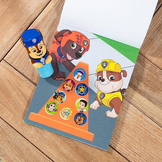 Melissa & Doug Sticker Wow!™ 24-Page Activity Pad and Sticker Stamper, 300 Stickers, Arts and Crafts Fidget Toy Collectible Character – PAW Patrol Chase - FSC Certified
