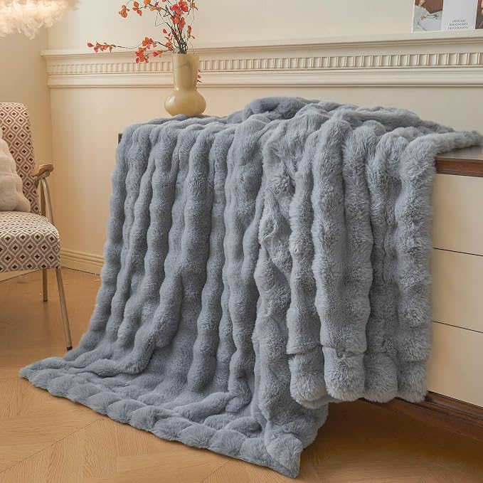 LIFEREVO Luxury Fluffy Faux Rabbit Fur Throw Blanket 50x60, Gray | Plush Shaggy Bubble Blanket for Bed Couch Sofa Office, Decorative Soft Cute Furry Lap Throw for Kids Teens Adults, Washable