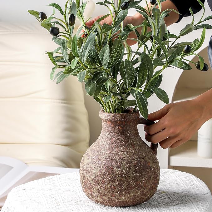 Ceramic Flower Rustic Vase, 7.1 Inch Farmhouse Rusty Vases for Home Decor Handcrafted Pottery Vase Small Terracotta Vases for Dining Table Decor Fireplace Living Room Bathroom Wedding Centerpiece