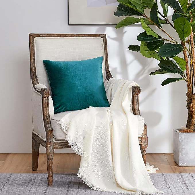 GIGIZAZA Teal Velvet Pillow Covers 22x22 Decorative Pillows Pack of 2 | Blue Throw Pillows for Couch Sofa,280gsm Soft Textured Fabric,Modern Square Pillowcases,Luxury Cushion Covers