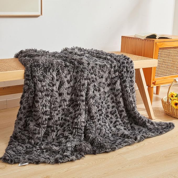 XeGe Luxury Faux Fur Leopard Print Throw, Soft 50x60 Cheetah Print Fluffy Blanket, Shaggy Plush Decorative Couch Blanket, Cute Furry Fuzzy Animal Throw for Sofa Bed, Light Grey