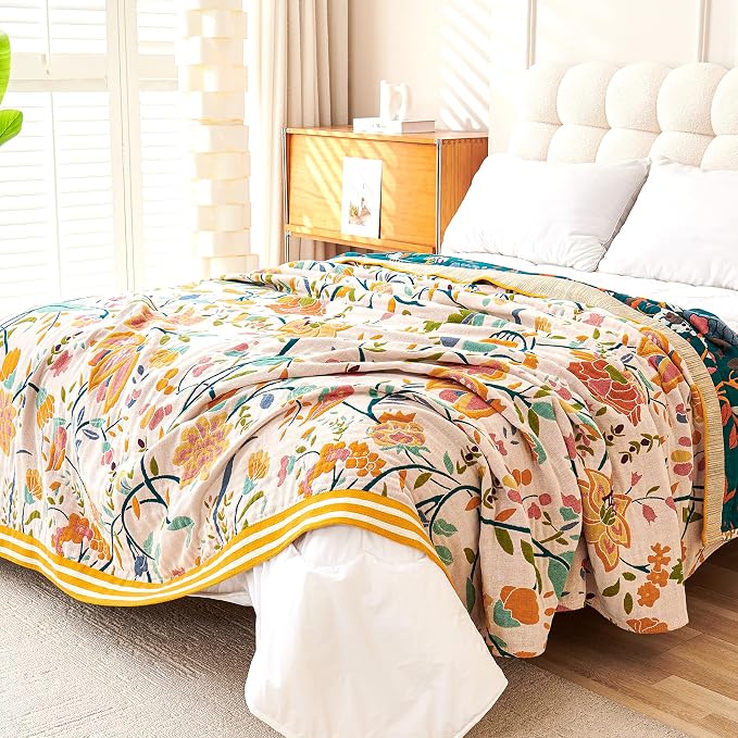 VANJOROY Boho Throw Blanket, 100% Organic Cotton Breathable Ultra Soft 91" x 108" King Bed Quilt Throw - All Season Floral Rustic Farmhouse Decor Luxury Blanket for Sofa Couch Chair and Gift