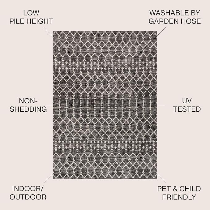 JONATHAN Y Moroccan Geometric Indoor Outdoor Area Rug 4X6 Black/Gray, Ourika Textured Weave for Backyard, Patio, Porch, Easy-Cleaning, High Traffic, Pet-Friendly, Non-Shedding (SMB108F-4)