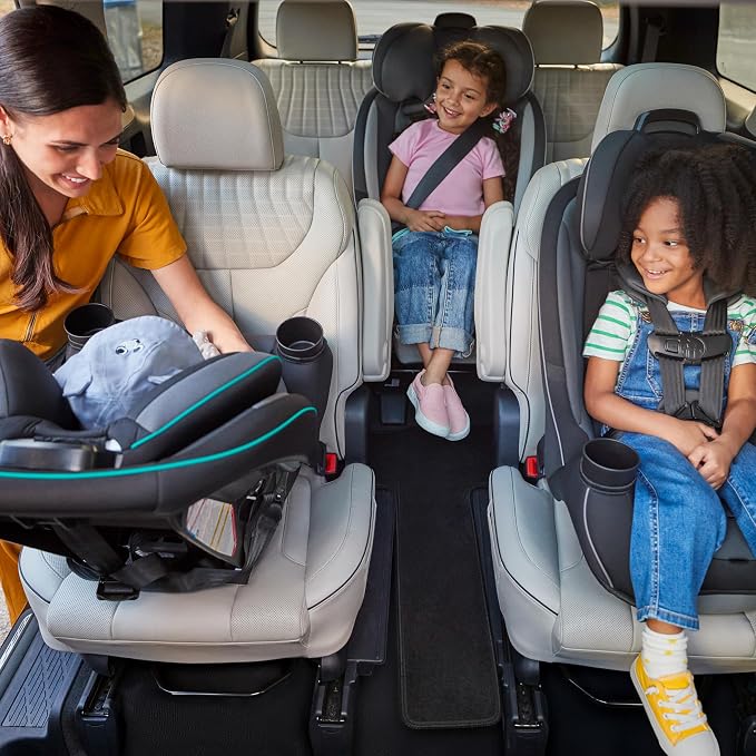 Safety 1st Grow and Go All-in-One Convertible Car Seat, Rear Facing, 5-40 lbs, Forward Facing (30–65 lbs), High Back Booster Seat 40-100 pounds, Green Gables