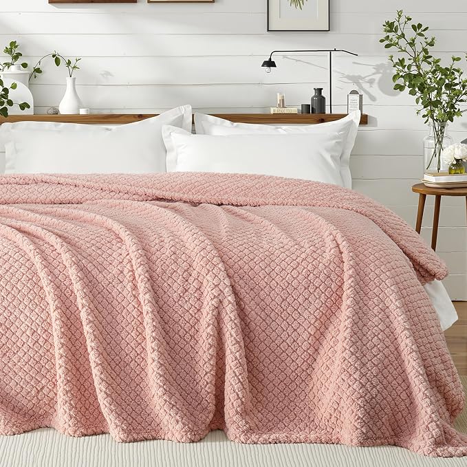 Exclusivo Mezcla Soft Fleece King Size Blanket for Bed, Pink | Jacquard Lightweight Cozy Bed Blanket, Breathable Decorative Fuzzy Textured All Season Use, 90x104 Inches