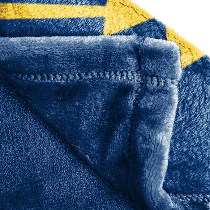 Jay Franco Kids Plush Throw Blanket – Soft & Cozy Fleece Throw for Bedroom & Couch Décor, Official Licensed Product, Blue - Cars, 60x90 - Large Blanket