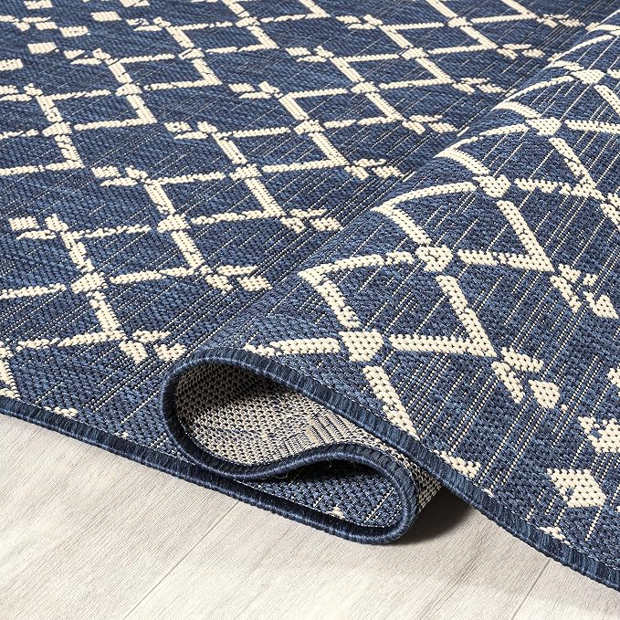JONATHAN Y Moroccan Geometric Indoor Outdoor Round Area Rug 8 Ft Navy/Beige, Ourika Textured Weave for Backyard, Patio, Porch, Easy-Cleaning, High Traffic, Pet-Friendly, Non-Shedding (SMB108K-8R)