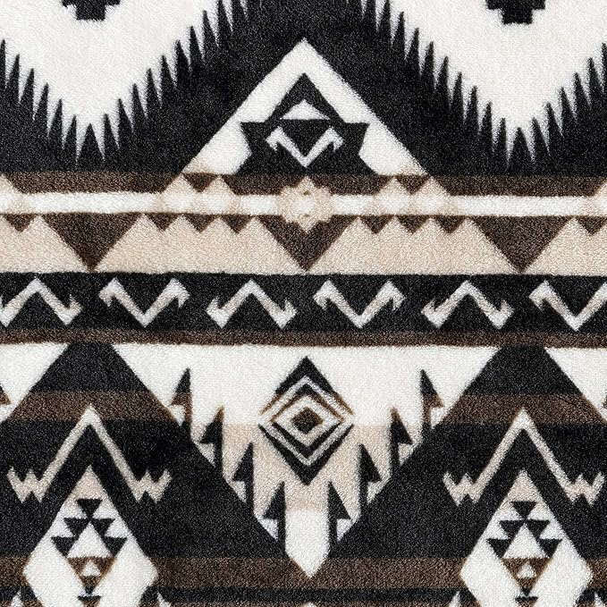 Wrangler - Sherpa Throw Blanket for Couch 50x60, Ultra Soft Plush Fleece Blanket, Americana Decor, Lightweight Warm Cozy Throw, Perfect for Sofa, Bed, Living Room (Jesse Brown)