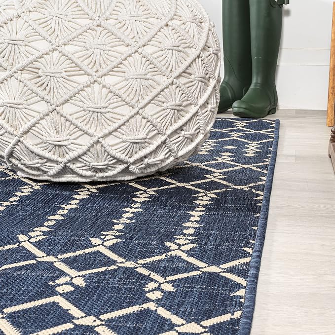 JONATHAN Y Moroccan Geometric Indoor Outdoor Square Area Rug 4X4 Navy/Beige, Ourika Textured Weave for Backyard, Patio, Porch, Easy-Cleaning, High Traffic, Pet-Friendly, Non-Shedding (SMB108K-4SQ)