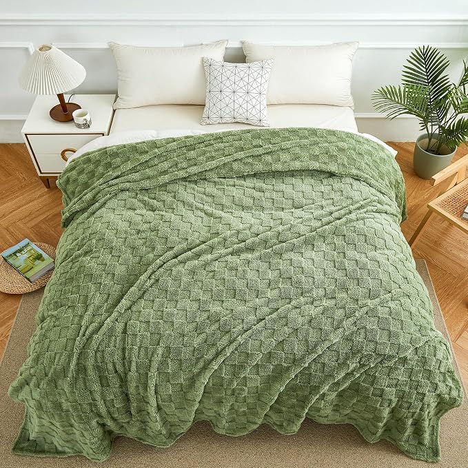 Aganear Fluffy Cozy Throw Blanket for Couch 90"x90" Sage Green | Lightweight Fuzzy Throw,Warm Gift for Women,Christmas,Housewarming,Soft,Boho Design for Room Home Decor,All-Season Use