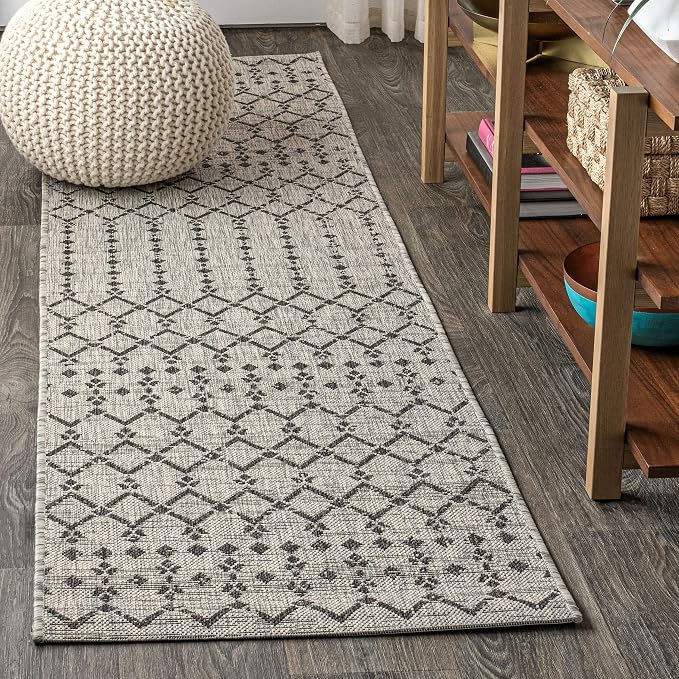 JONATHAN Y Moroccan Geometric Indoor Outdoor Runner Rug 2X10 Light Gray/Black, Ourika Textured Weave for Backyard, Patio, Porch, Easy-Cleaning, High Traffic Pet-Friendly, Non-Shedding SMB108E-210