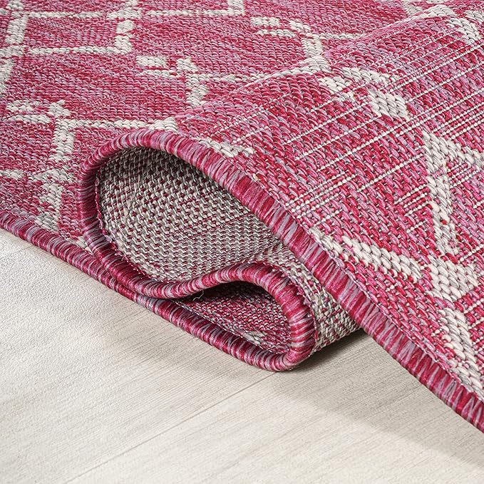 JONATHAN Y Moroccan Geometric Indoor Outdoor Area Rug 5X8 Fuchsia/Light Gray, Ourika Textured Weave for Backyard, Patio, Porch, Easy-Cleaning, High Traffic, Pet-Friendly, Non-Shedding (SMB108Q-5)
