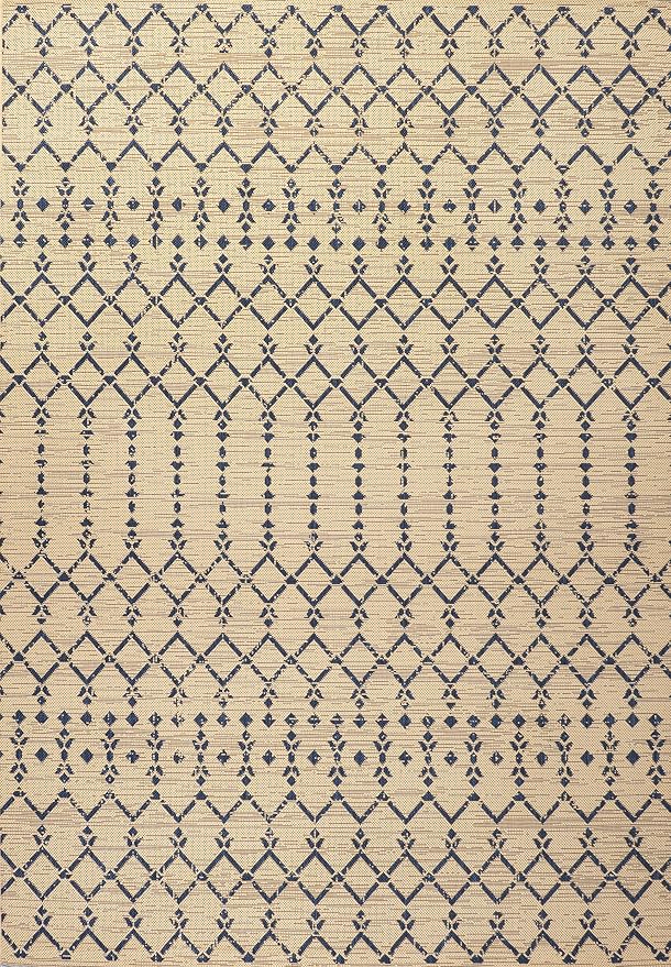 JONATHAN Y Moroccan Geometric Indoor Outdoor Area Rug 4X6 Beige/Navy, Ourika Textured Weave for Backyard, Patio, Porch, Easy-Cleaning, High Traffic, Pet-Friendly, Non-Shedding (SMB108H-4)