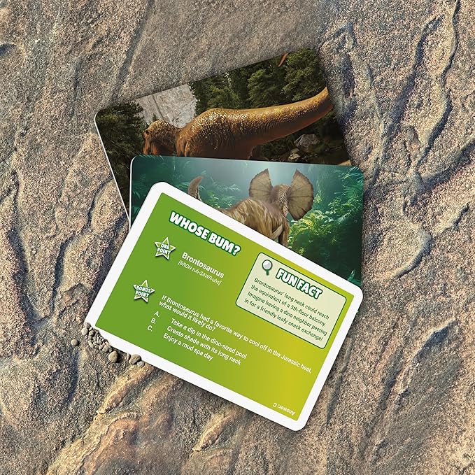 Name That Bumhole: Dino Edition - Guess The Dinosaurs from Their Bumholes - Animal Trivia Game - 55 Flashcards (17.5 x 8.5 cm)