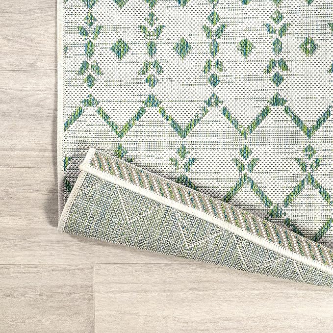 JONATHAN Y Moroccan Geometric Indoor Outdoor Square Area Rug 5X5 Green/Ivory, Ourika Textured Weave for Backyard, Patio, Porch, Easy-Cleaning, High Traffic, Pet-Friendly, Non-Shedding (SMB108R-5SQ)
