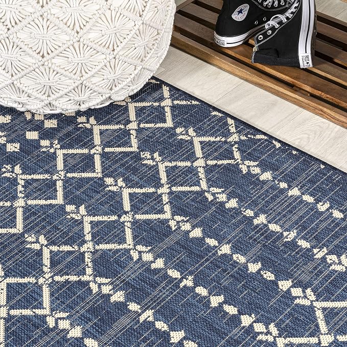 JONATHAN Y Moroccan Geometric Indoor Outdoor Square Area Rug 4X4 Navy/Beige, Ourika Textured Weave for Backyard, Patio, Porch, Easy-Cleaning, High Traffic, Pet-Friendly, Non-Shedding (SMB108K-4SQ)