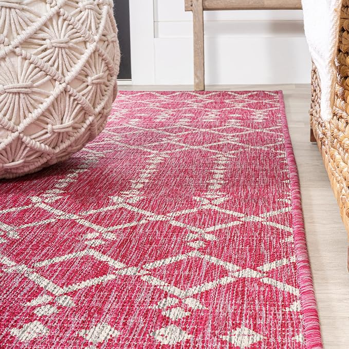 JONATHAN Y Moroccan Geometric Indoor Outdoor Square Area Rug 5X5 Fuchsia/Light Gray, Ourika Textured Weave for Backyard, Patio, Porch, Easy-Cleaning, Pet-Friendly, Non-Shedding (SMB108Q-5SQ)
